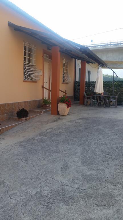 La Casa Dei Nonni Bed and Breakfast Campagna Exteriör bild